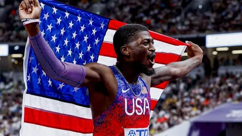 魏翊东亲述：J联赛现场偶遇谢晖，合影瞬间变“国安主帅”传闻！