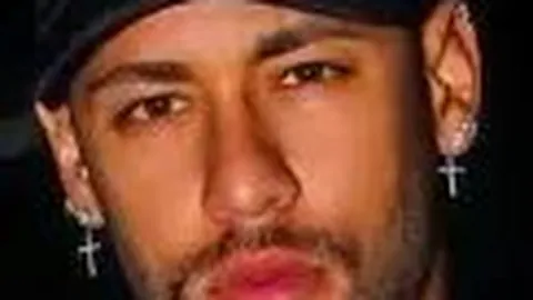 佛罗伦萨主场神勇，能否再战六连胜？揭秘绿茵战场的不败奥秘！